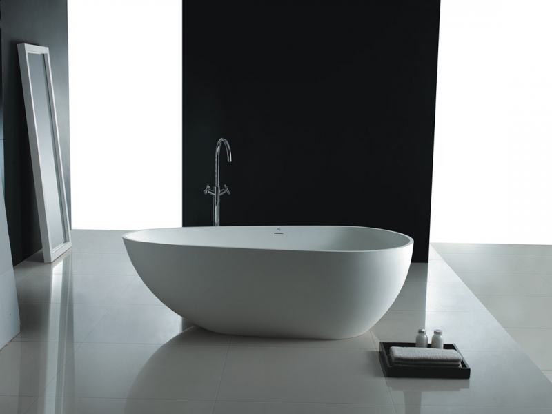 Oval Bathtub