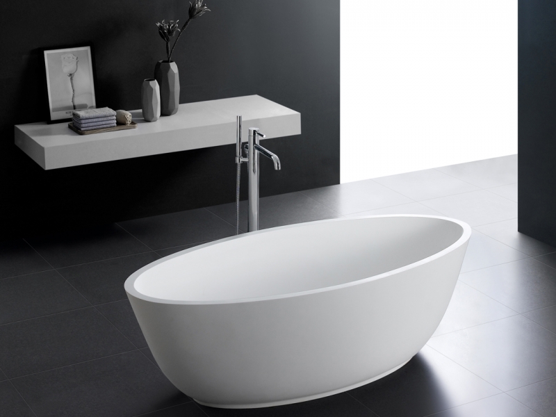 Oval Bathtub