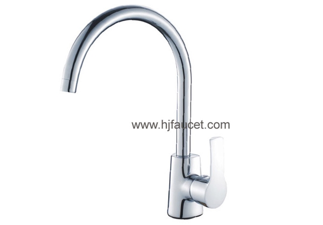 Kitchen Faucet (82H46-CHR)