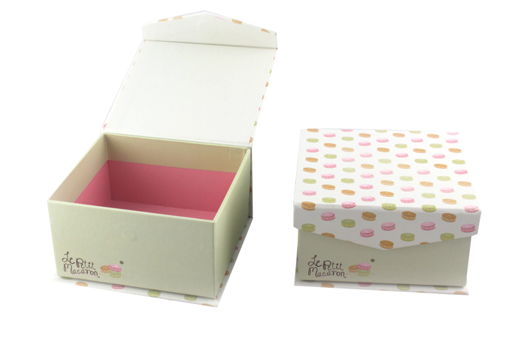 Gift Packing Boxes