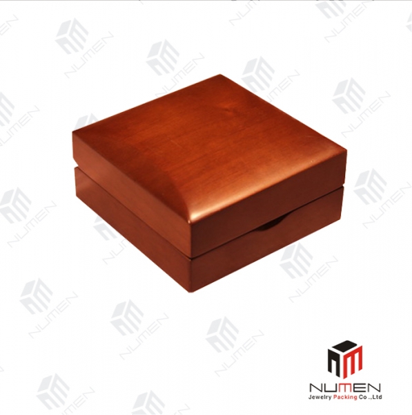 Packaging box