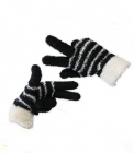 Knit gloves